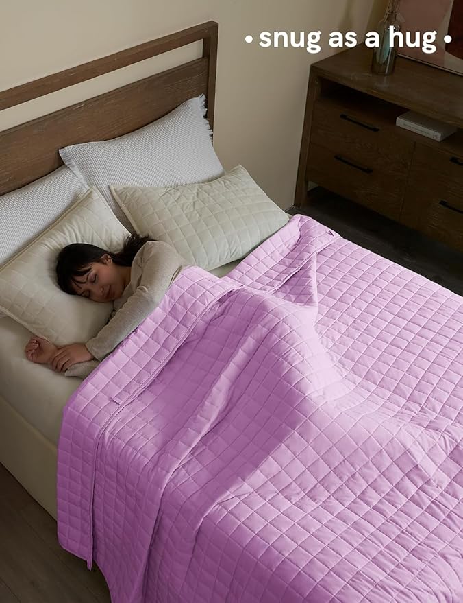 YnM Exclusive Weighted Blanket, Soothing Organic Long Stapled Cotton, Smallest Compartments, Bed Blanket for One Person of 140lbs, Ideal for Twin/Full Bed (48x72 Inches, 15 Pounds, Lavender)