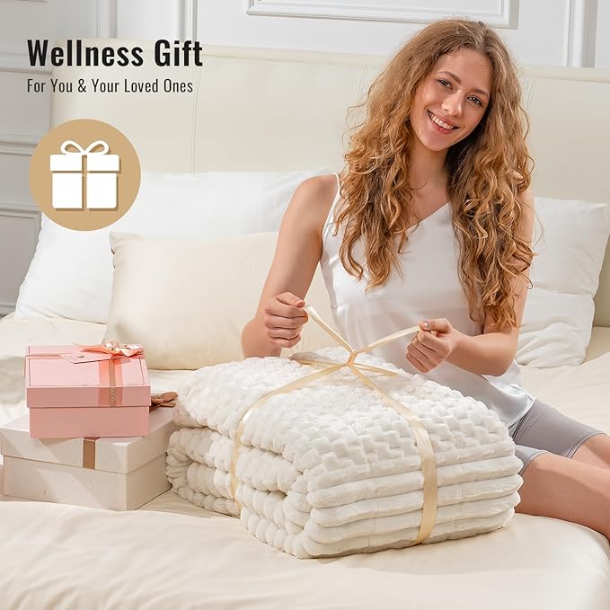 Uttermara Fleece Weighted Blanket for Adults Twin Size 15lbs, Soft Sherpa Weighted Blankets for Sleeping and Calming, Fuzzy Heavy Blanket for Bed and Couch, 48 x 72 Inches, Cream White