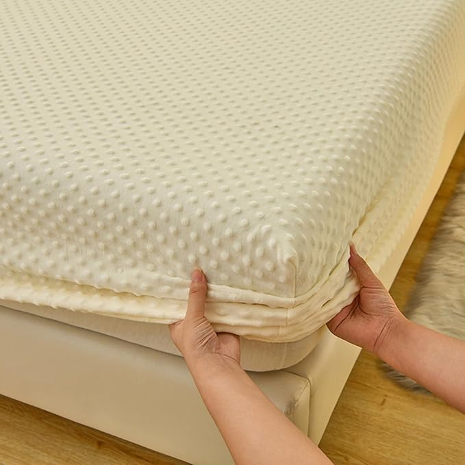 ZIQINPSQ Coral Velvet Fitted Sheet-Thickened Cold-Resistant and Warm Bed Sheets-Soft Velvet Fleece Fitted Sheets with-Elastic All Around. (Beige, Twin)