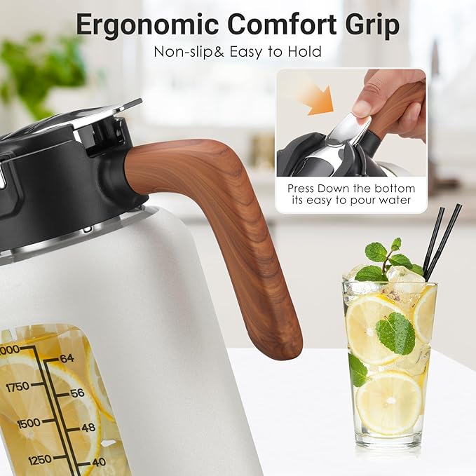 84 oz Glass Pitcher with Lid and Handle- Borosilicate Glass Water Jug/Carafe for Hot & Cold Beverages, 2.5L Large Pitcher with Silicone Sleeve & Wide Mouth, Fridge Safe for Iced Tea, Coffee, Juice