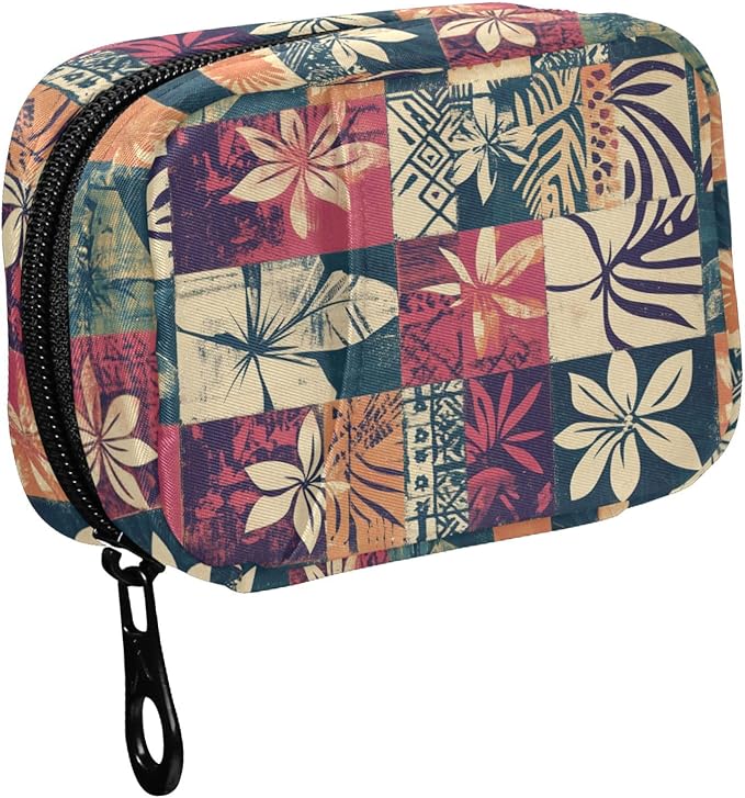 Fustylead Hawaiian Tapa Tribal Elements and Hibiscus Flowers Patch Pill Organizer for Purse, Weekly Portable Pill Box with Zipper to Storage Vitamins Fish Oils Medications Supplements