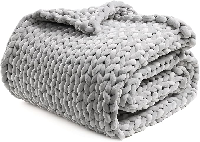 YnM Velvet Weighted Blanket, Handmade Chunky Knitted Design, Soft and Cozy, Temperature Regulating and Breathable, Machine Washable Throw for Sleep or Home Decor (Light Grey, 50x60 Inch, 10lbs)
