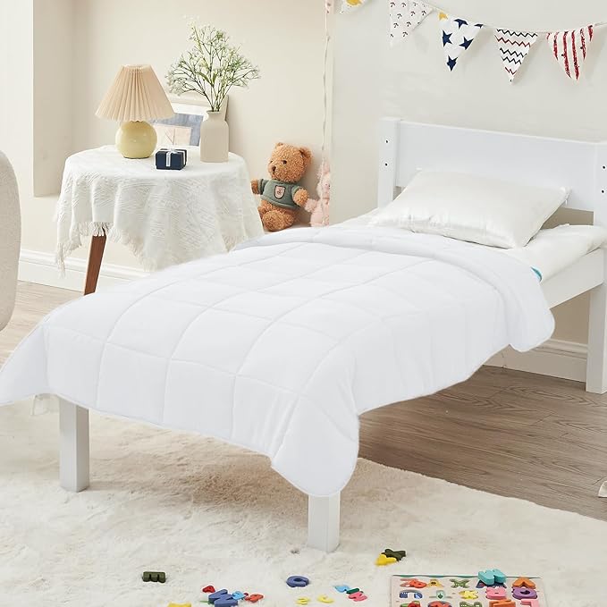 yescool Weighted Blanket (5 lbs, 36" x 48", White) Cooling Heavy Blanket for Sleeping Perfect for 40-60 lbs, Breathable Blanket with Premium Glass Bead, Machine Washable