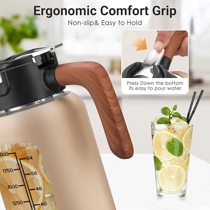 84 oz Glass Pitcher with Lid and Handle- Borosilicate Glass Water Jug/Carafe for Hot & Cold Beverages, 2.5L Large Pitcher with Silicone Sleeve & Wide Mouth, Fridge Safe for Iced Tea, Coffee, Juice