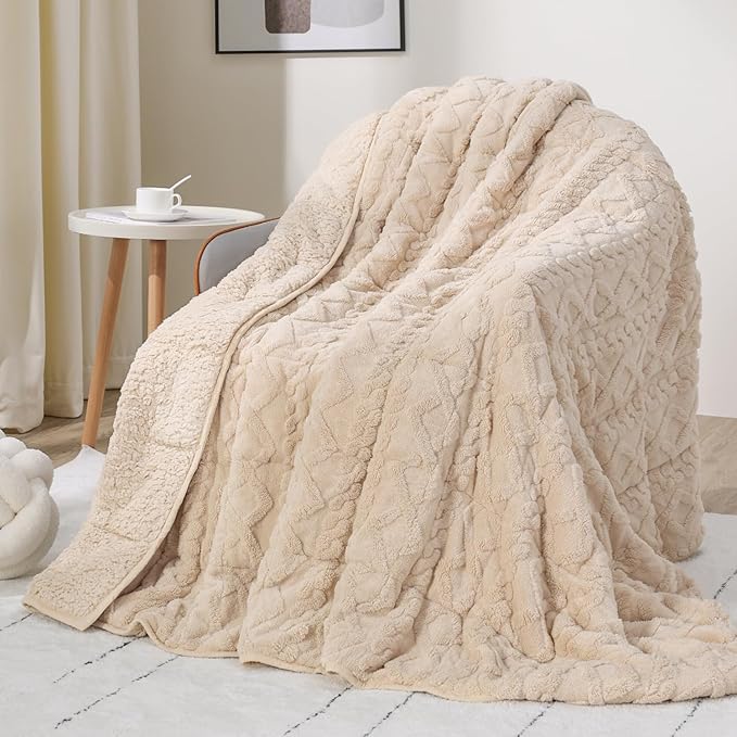 Drewin Fleece Weighted Blanket for Adults (60" x 80" 12lbs, Beige), Dual Sided Cozy Soft Sherpa Bed Blanket for Afternoon Nap, 3D Jacquard Cable Pattern Warm Weighted Blankets for Couch and Bed