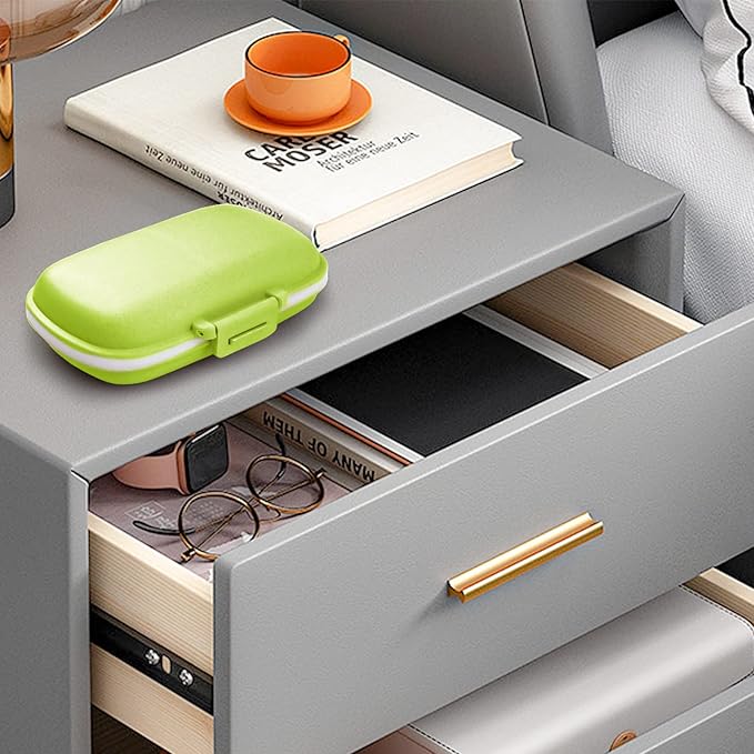 1Pack Travel Pill Organizer, 8 Compartments Portable Pill Case, Small Pill Box for Pocket Purse Portable Medicine Vitamin Container Green