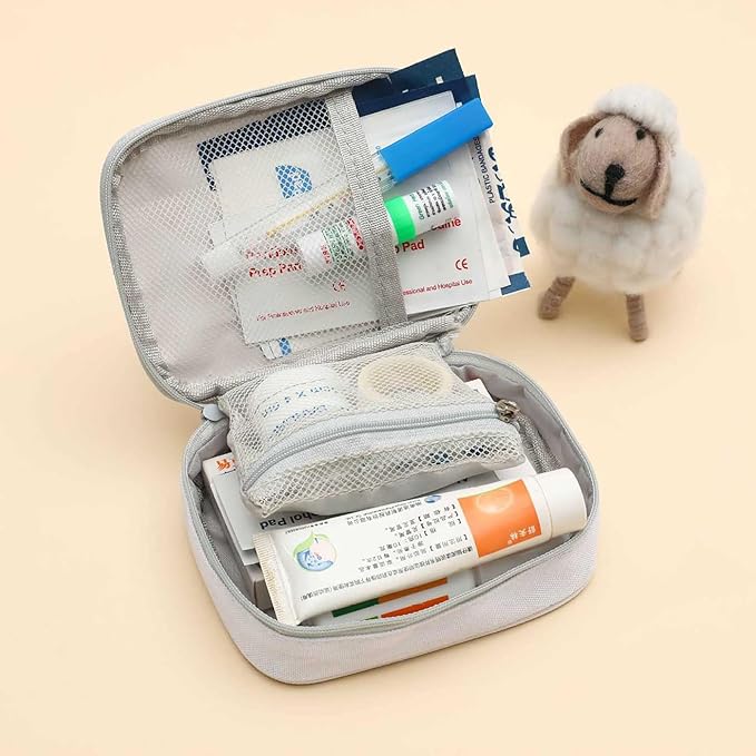 Small Empty First Aid Bag, Compact Travel Medicine Pouch Double Zippers Cute Pill Pocket for Travel Home,White