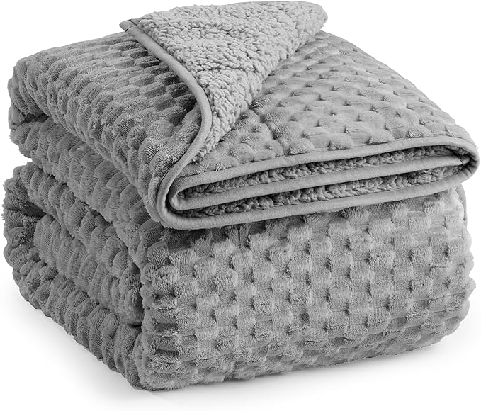 Super Fuzzy Soft Fleece Sherpa Weighted Blanket 20 lbs for Adults, 3D Imitation Turtle Shell Luxury Weighted Throw for Better Sleep, Dual Sided Cozy Heavy Blankets for Couch Bed, Grey, 60" x 80"