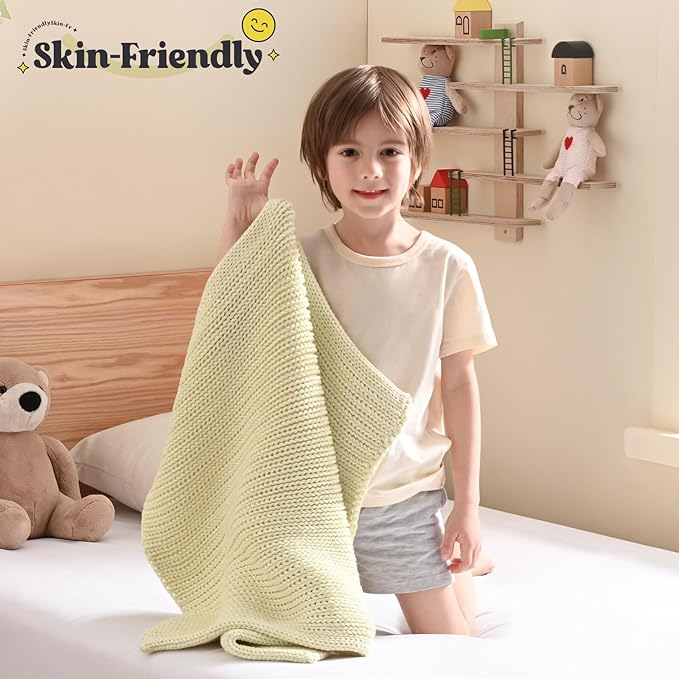 Guohaoi Knitted Weighted Lap Pad (Cream 20"x30" 2lbs) No Beads Cooling Weighted Blanket, Breathable Chunky Knit Blanket, Small Throw Blanket for Travel Indoor Outdoor