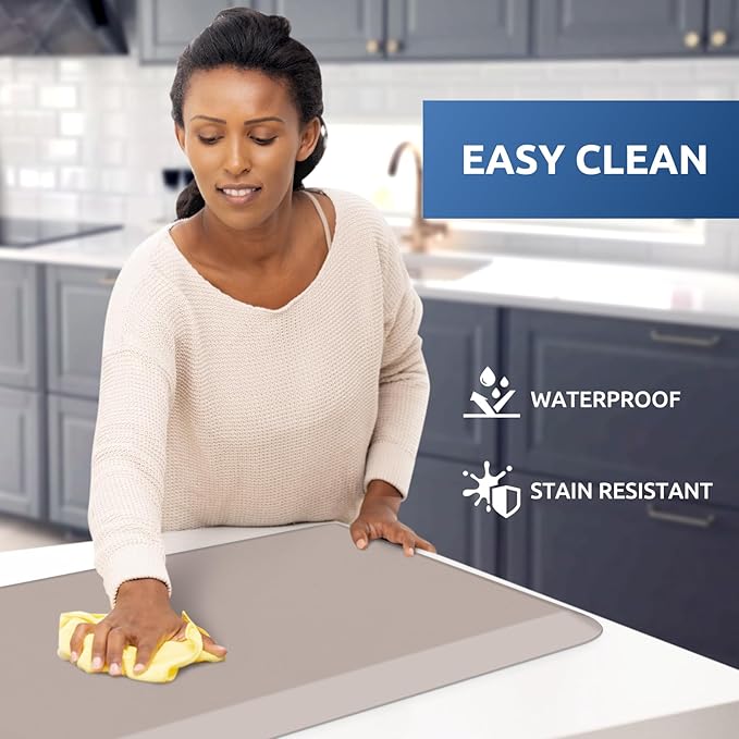 KitchenClouds Kitchen Mat Cushioned Anti Fatigue Kitchen Rug 0.8inch Water Resistant Non Slip Kitchen Rugs and Mats Standing Desk Mat Comfort Floor Mats for Kitchen Sink Office (17.3"x39",Khaki)