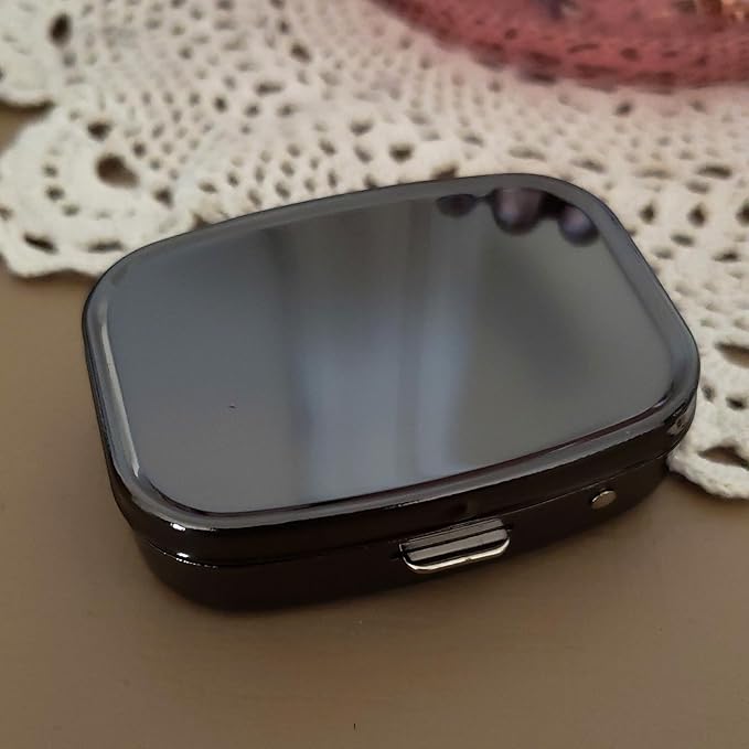 Houder Classy Gray Metal Pill Box Decorative Pill Case with Gift Box - Carry Your Meds in Style (Rectangular)