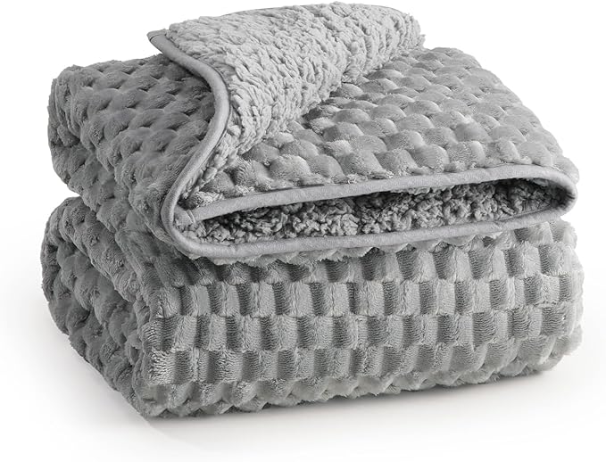 Super Soft Luxury Fleece Sherpa Weighted Blanket for Teens, 5lbs Small Weighted Lap Blanket for Adults, Turtle Shell Cozy Warm Throw for Winter, Compact Heavy Blanket for Sleep & Travel, Grey, 36"x48"
