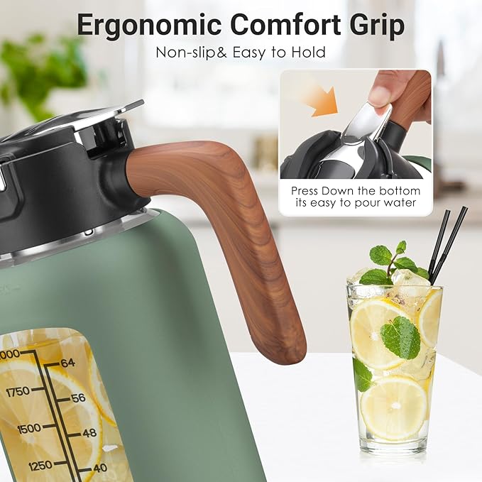 84 oz Glass Pitcher with Lid and Handle- Borosilicate Glass Water Jug/Carafe for Hot & Cold Beverages, 2.5L Large Pitcher with Silicone Sleeve & Wide Mouth, Fridge Safe for Iced Tea, Coffee, Juice
