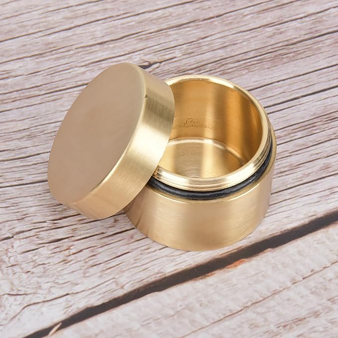 Estink Brass Mini Pills Container, Outdoor Round Shape Brass Pills Case Metal Jewelry Sealed Storage Box Waterresist Mini Accessories Container for Pills Tea Leaves Jewelry Storage