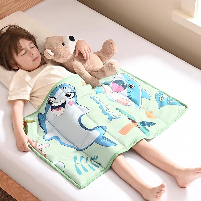 anfie Weighted Lap Pad 2 Pounds, Weighted Blanket (30"*40") Cooling Blanket for Sleeping,Weighted Throw Blanket for Travel Indoor Outdoor (Green Shark)
