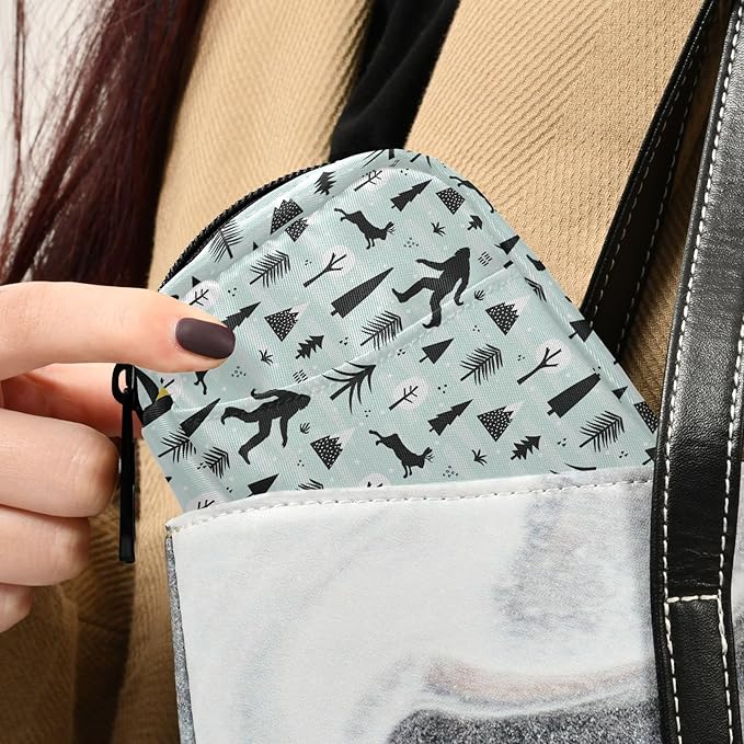 Bigfoot Jackalope Pill Box 7 Day Pill Case Travel Pill Organizer Bag Container for Medicine with Zipper Portable Weekly Case Compact Size for Medicine, Vitamin, Supplement