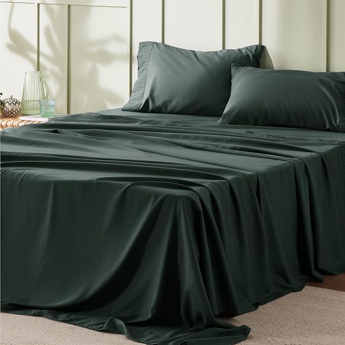 Bedsure Full Size Bed Sheets - 4 Pieces Soft Full Sheet Set - Breathable & Cooling - Hotel Luxury - Easy Care Polyester Microfiber Bedding for Women, Men, Forest Green