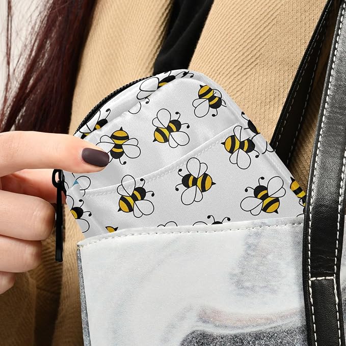 Cute Bees Pill Box 7 Day Pill Case Travel Pill Organizer Bag Container for Medicine with Zipper Portable Weekly Case Compact Size for Medicine, Vitamin, Supplement