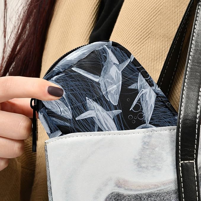 Shark Pill Box 7 Day Pill Case Travel Pill Organizer Bag with Zipper Portable Weekly Vitamin Medicine Supplement Holder Pouch Bag
