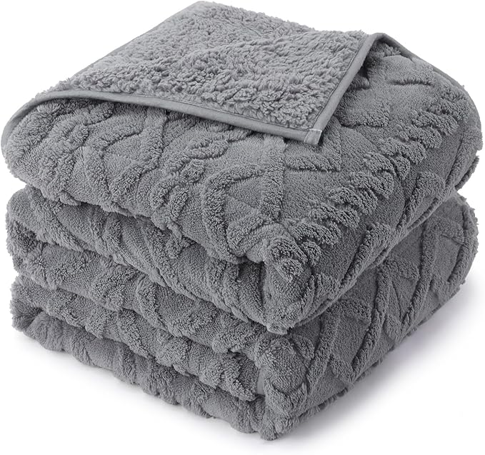 Weighted Blanket Queen Size 17lbs, Ultra-Warm Thick Sherpa Weighted Blankets for Sleep Natural, Winter Bed Blanket with Ceramic Beads, Classy Soft Jacquard Knitted Heavy Blanket, Grey, 60 x 80 inches