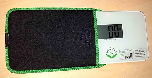 NewlineNY Step-on Super Mini Smallest Travel Bathroom Scale with Protection Sleeve: SBB0638SM-WH(White)+S001MG