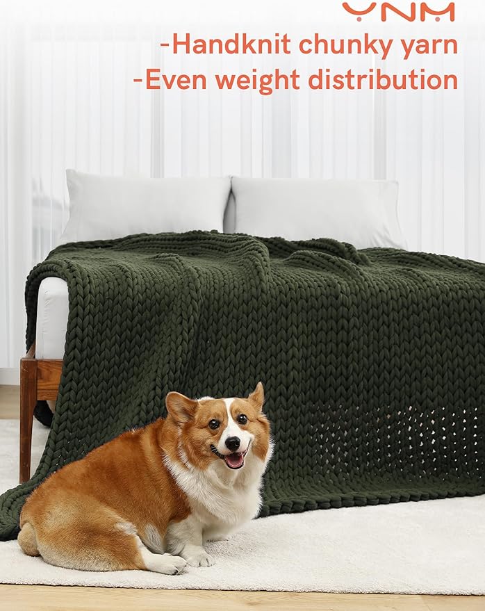 YnM Cotton Weighted Blanket, Handmade Chunky Knitted Design, Soft and Cozy, Temperature Regulating and Breathable, Machine Washable Throw for Sleep or Home Decor (Pine Green, 50x60 Inch, 15lbs)