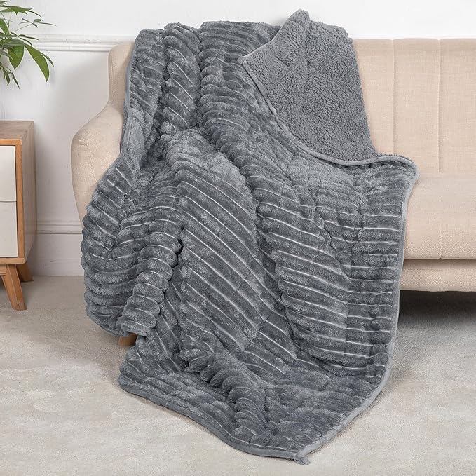 Sherpa Fleece Weighted Blanket with 3D Ribbed Stripes, 15 lbs Soft Flannel Heavy Throw Blanket for Couch Full Size Bed, Heavy Thick Blankets with Glass Beads, Great for Deep Sleep, 60" x 80"