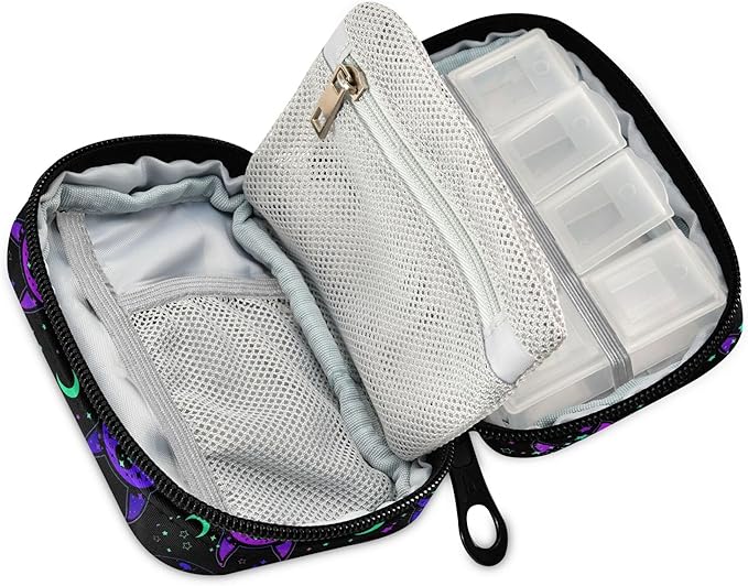 Travel Pill Organizer Bag Weekly Pill Organizer Case Goth Skull Cat Moon Portable Small Daily Pill Boxes for Vitamin Fish Oils Supplement Holder with Zipper Compact Size
