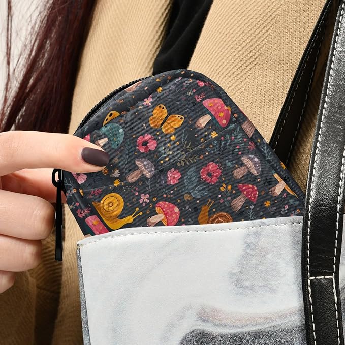Pill Box Snail Mushroom Palm Leaves 7 Day Pill Case Travel Pill Organizer Bag with Zipper Portable Weekly Vitamin Medicine Supplement Holder Pouch Bag