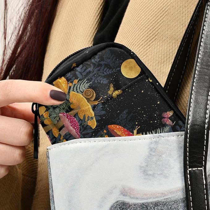 Snail Mushroom Pill Box 7 Day Pill Case Travel Pill Organizer Bag Container for Medicine with Zipper Portable Weekly Case Compact Size for Medicine, Vitamin, Supplement