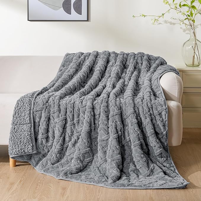 Uttermara Weighted Blanket for Adults Queen Size 15lbs 60x80 inches, Dual Sided Soft Jacquard Sherpa Weighted Blankets, Thick Heavy Blanket for Sleeping and Calming, Grey