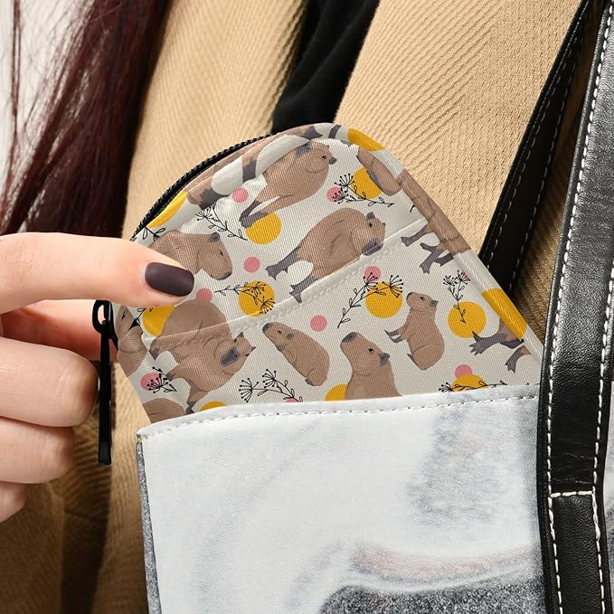 Pill Box Capybara 7 Day Pill Case Travel Pill Organizer Bag with Zipper Portable Weekly Vitamin Medicine Supplement Holder Pouch Bag