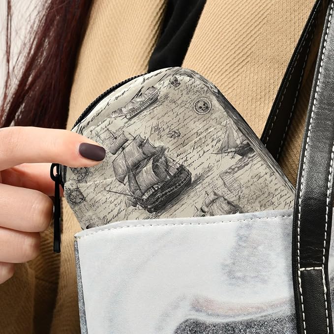 Beige Pirate Skull Flags Sailing Ships Travel Pill Organizer Case Box Container Weekly Portable Vitamin Medicine Holder Storage Bag with Zipper Removable