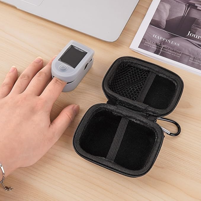 Fingertip Pulse Oximeter Carrying Case Compatible with Zacurate Pro Series/Innovo iP900AP Oximeter Fits Most Fingertip Pulse Oximeters, Hard Shell Protective Bag