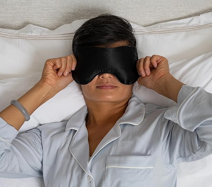 ASUTRA Silk Eye Pillow for Sleep, Black - Filled w/Lavender Buds & Flax Seeds, Weighted Eye Mask, Meditation & Light Blocking Blindfold, Cooling Gel Mask Included