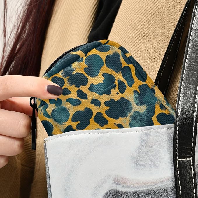 Pill Box Leopard Print 7 Day Pill Case Travel Pill Organizer Bag with Zipper Portable Weekly Vitamin Medicine Supplement Holder Pouch Bag