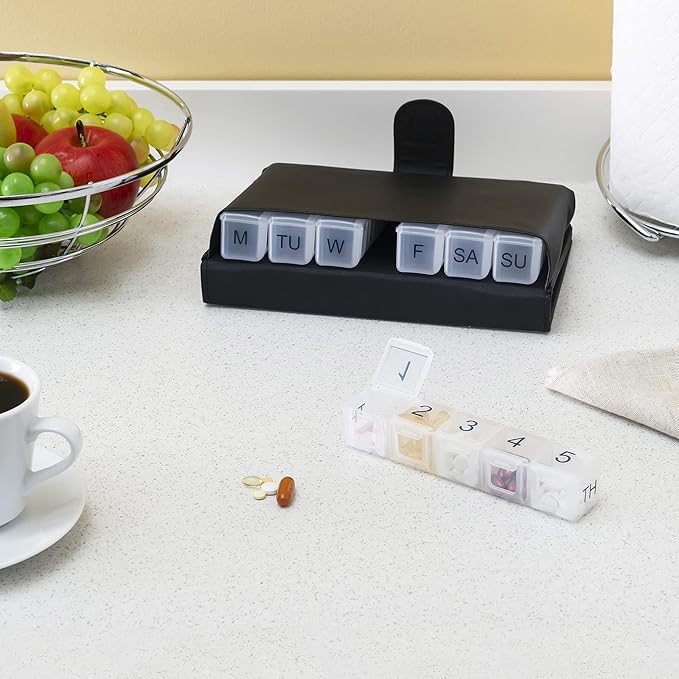 e-Pill 5 Times a Day x 7 Day Large Weekly Pill Organizer, Vitamin and Medicine Pill Box - with Discreet Case (Clear)