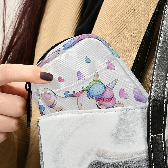 Fantasy Animal Unicorn Pill Box 7 Day Pill Case Travel Pill Organizer Bag with Zipper Portable Weekly Case Compact Size for Vitamin Supplement Holder