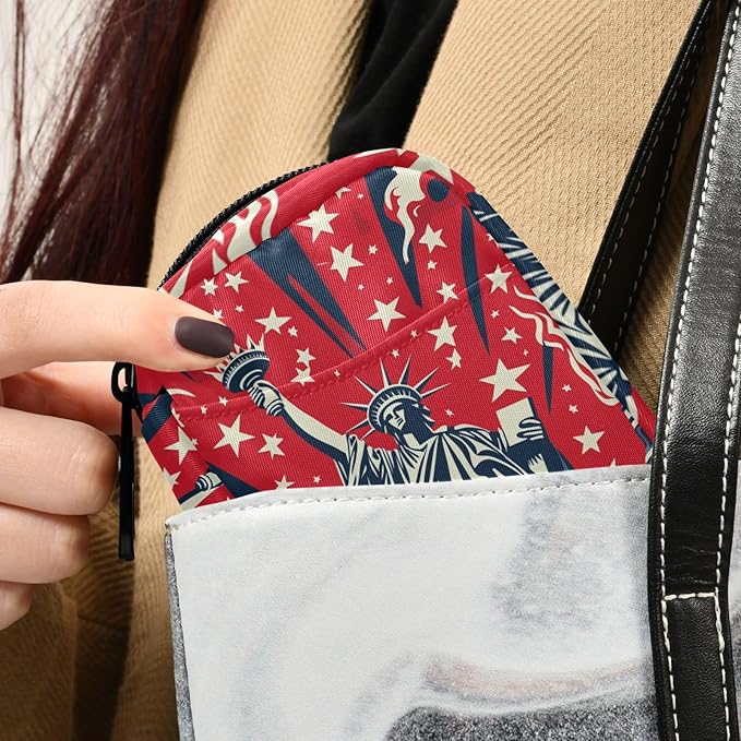 July 4th Statue of Liberty Red Travel Pill Organizer Case Box Container Weekly Portable Vitamin Medicine Holder Storage Bag with Zipper Removable