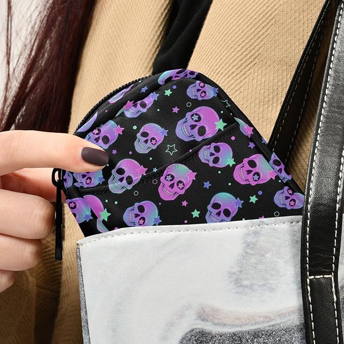 MNSRUU Pill Organizer Bag Weekly Pill Organizer Case Goth Stars Purple Skulls Portable Small Daily Pill Boxes for Vitamin Fish Oils Supplement Holder with Zipper Compact Size