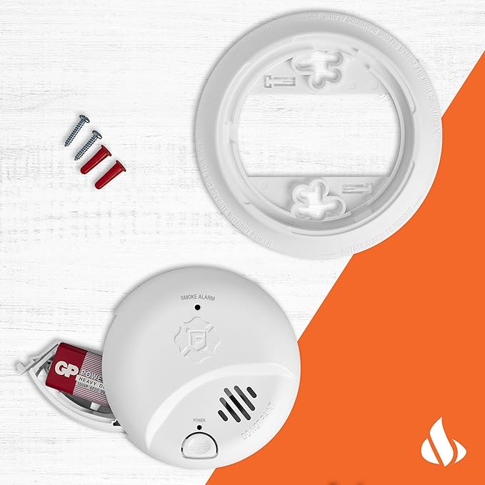 BRK First Alert SMI100, Battery-Operated Smoke Alarm, 3-Pack