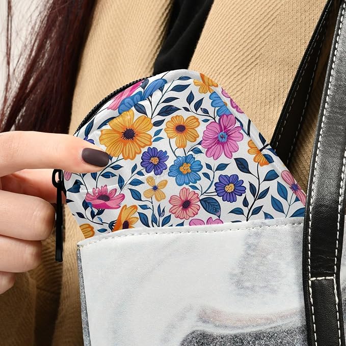 Retro Floral 7 Day Travel Pill Organizer Bag Weekly Pill Box Small Vitamin Supplements Holder with Zipper