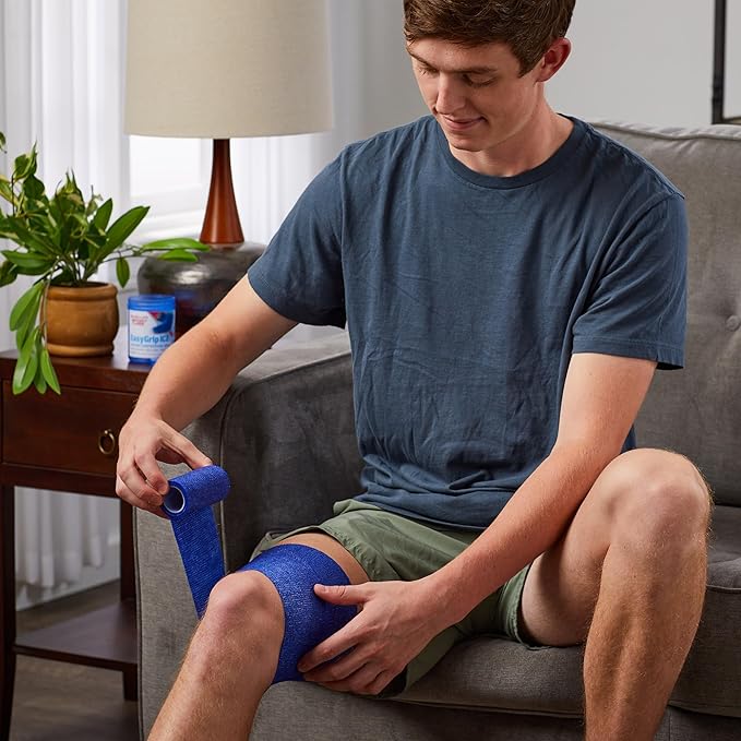 MUELLER Sports Medicine EasyGrip ICE Cooling Compression Wrap for Men and Women, Compression & Ice Therapy Support, 1 Continuous Wrap, 3.1 Inches x 14.7 Feet, Blue