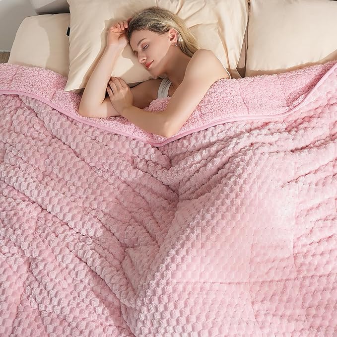 Super Soft Luxury Fleece Sherpa Weighted Blanket for Teens, 7lbs Small Weighted Lap Blanket for Adult, Turtle Shell Cozy Warm Throw for Winter, Compact Heavy Blanket for Sleep & Travel, Pink, 41"x60"
