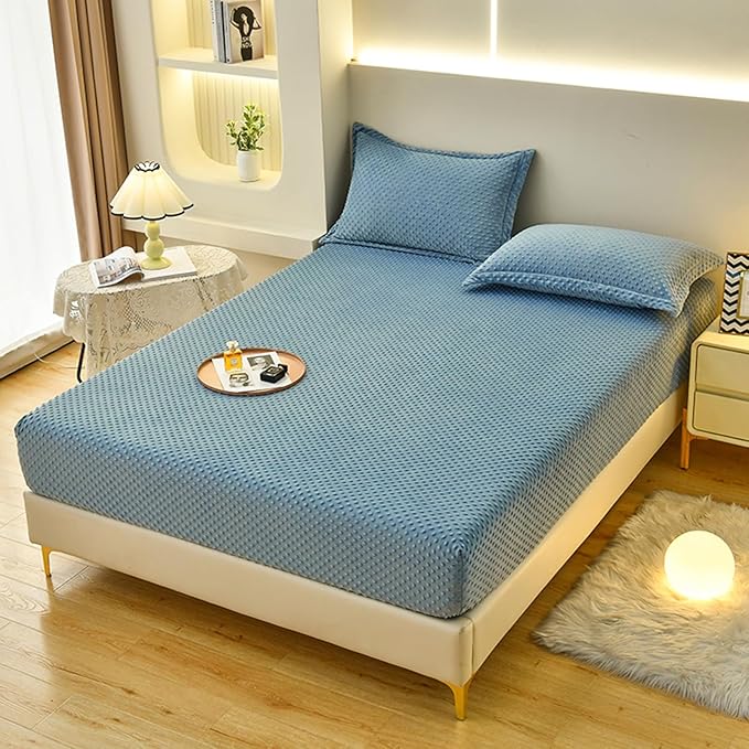 ZIQINPSQ Coral Velvet Fitted Sheet-Thickened Cold-Resistant and Warm Bed Sheets-Soft Velvet Fleece Fitted Sheets with-Elastic All Around. (LightBLue, Full)