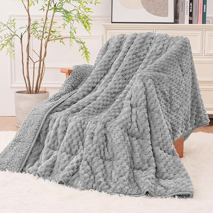Super Fuzzy Soft Fleece Sherpa Weighted Blanket 20 lbs for Adults, 3D Imitation Turtle Shell Luxury Weighted Throw for Better Sleep, Dual Sided Cozy Heavy Blankets for Couch Bed, Grey, 60" x 80"