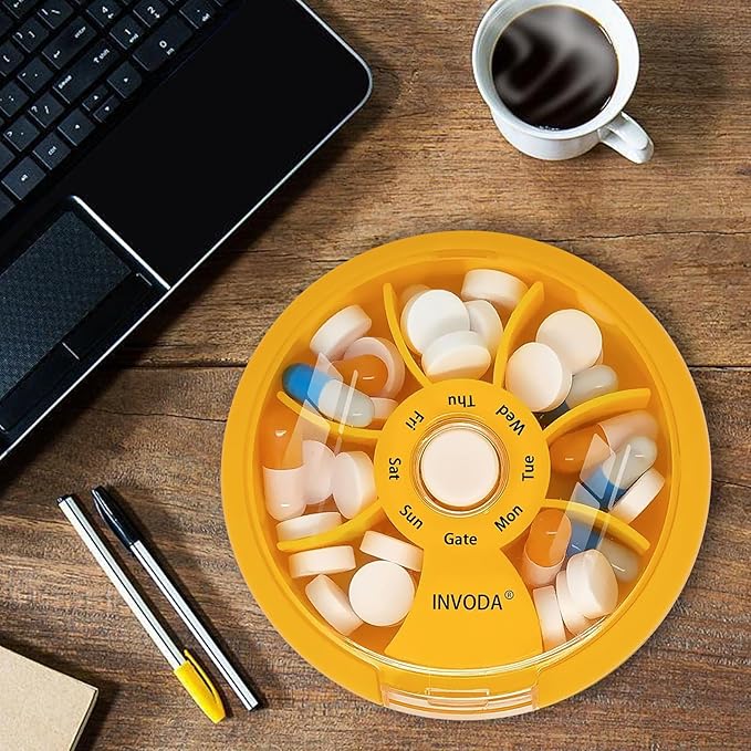 INVODA Weekly Pill Organizer with 77 Pre-Cut Medication Labels – 7 Compartment Rotating Medicine Box Daily Pill Case for Vitamins, Fish Oil & Prescriptions – BPA-Free Plastic – Compact Travel Size