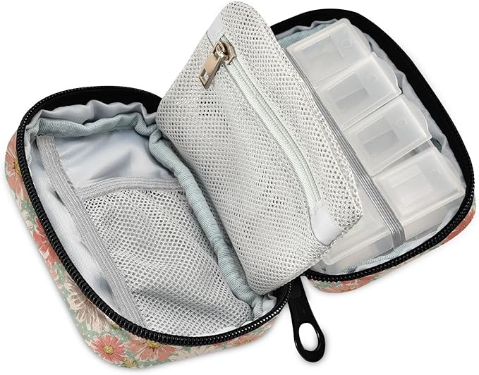 Pill Organizer Vintage Flower Daisy Pill Box 7 Day Pill Case Bag Travel Pill Organizer Bag with Zipper Portable Weekly Case Compact Size for Vitamin Supplement Holder