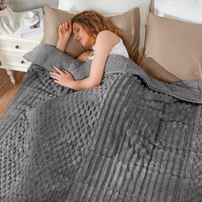 Uttermara Fleece Weighted Blanket for Adults Twin Size 15lbs, Soft Sherpa Weighted Blankets for Sleeping and Calming, Fuzzy Heavy Blanket for Bed and Couch, 48 x 72 Inches, Grey