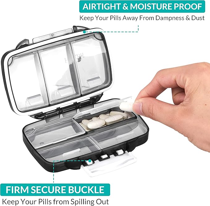 Fullicon Portable Pill Organizer Weekly, Small Travel Pill Case with 7 Compartment, Moistureproof and Airtight Pill Box, Travel Pill Holder for Vitamins/Fish Oils/Supplements